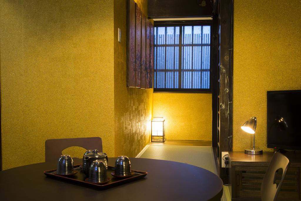 Kamigata Oyado Hachijo Villa Kyoto Bagian luar foto